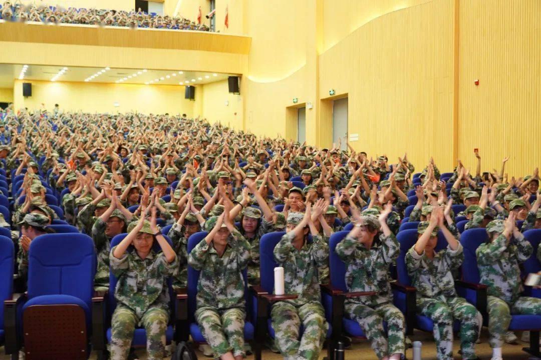 你见过哪些无比睿智的神回复?游戏画面